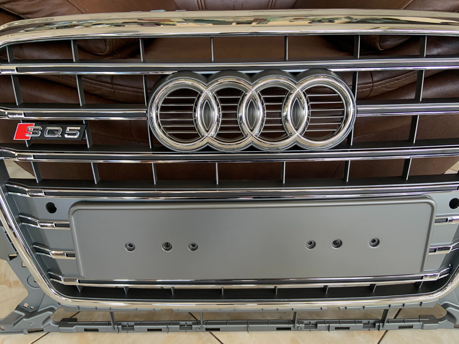 Audi Q5 Basic Centrinės grotelės SQ5 Style