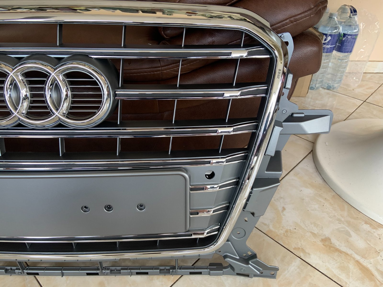 Audi Q5 Basic Centrinės grotelės SQ5 Style