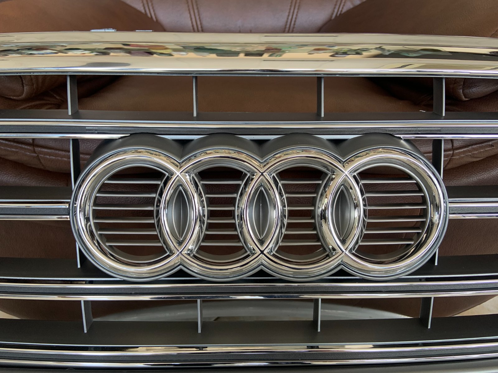 Audi Q5 Basic Centrinės grotelės SQ5 Style