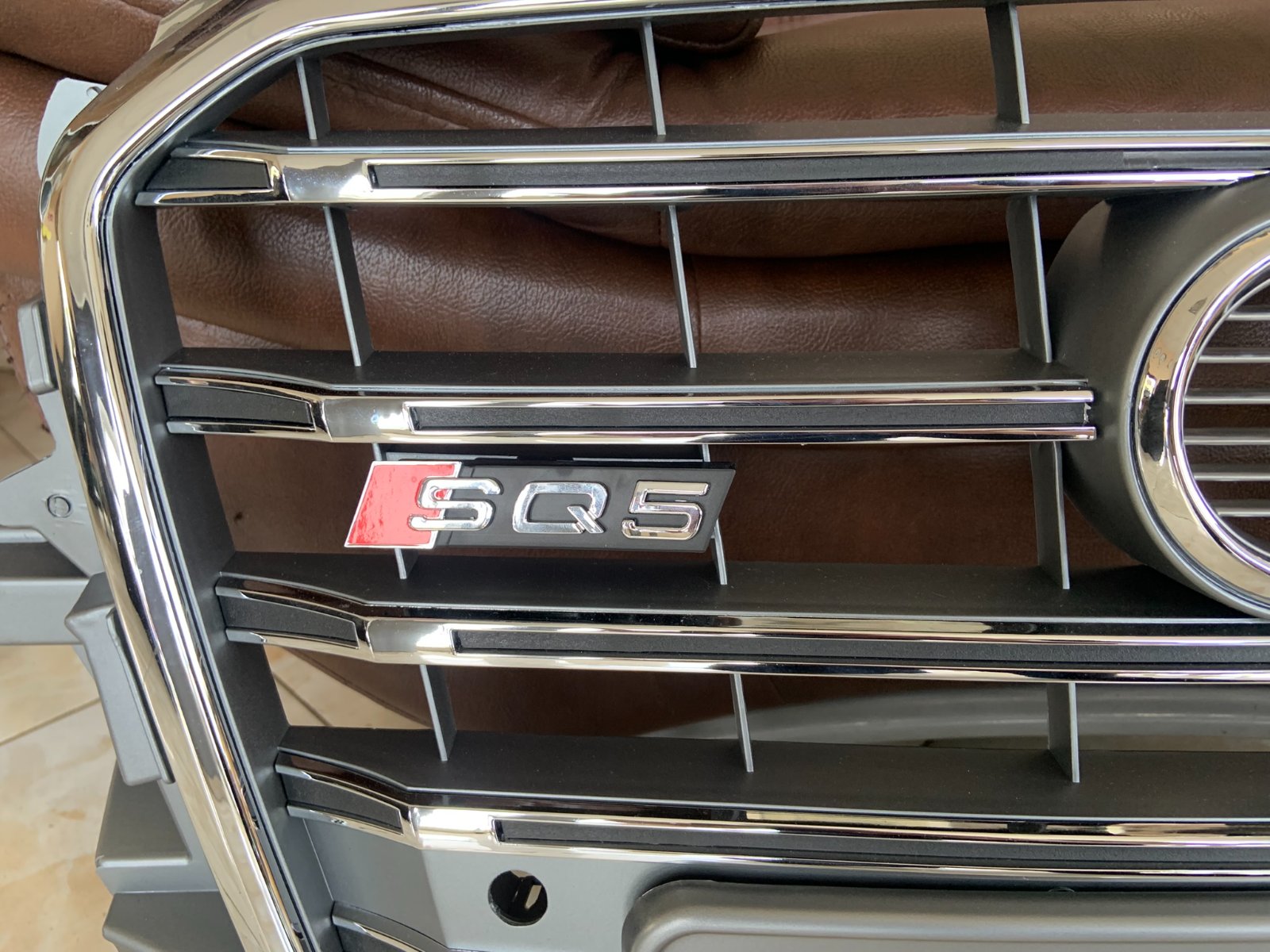 Audi Q5 S-line Centrinės grotelės SQ5 Style