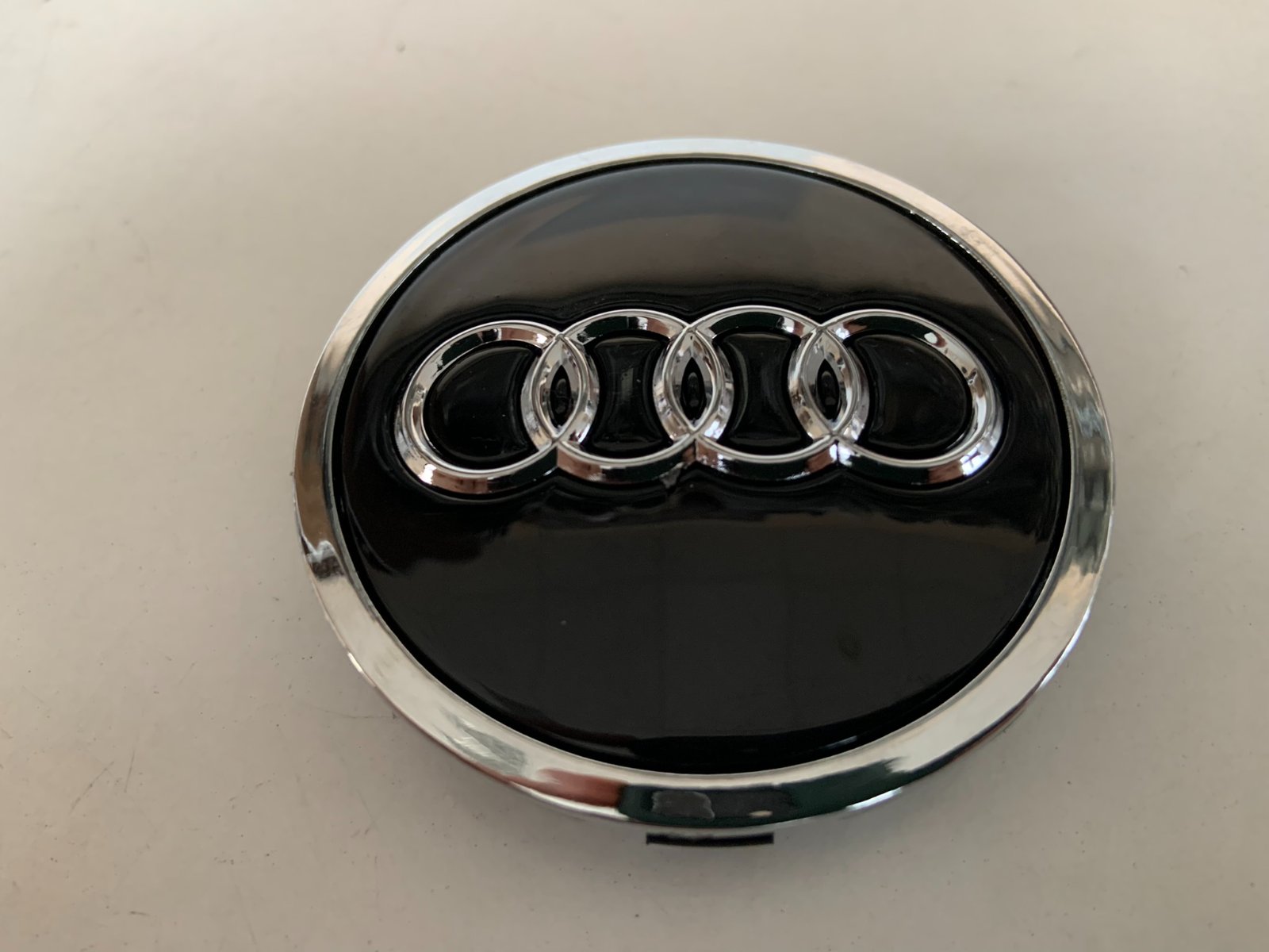 Rato centrinis dangtelis AUDI 61mm