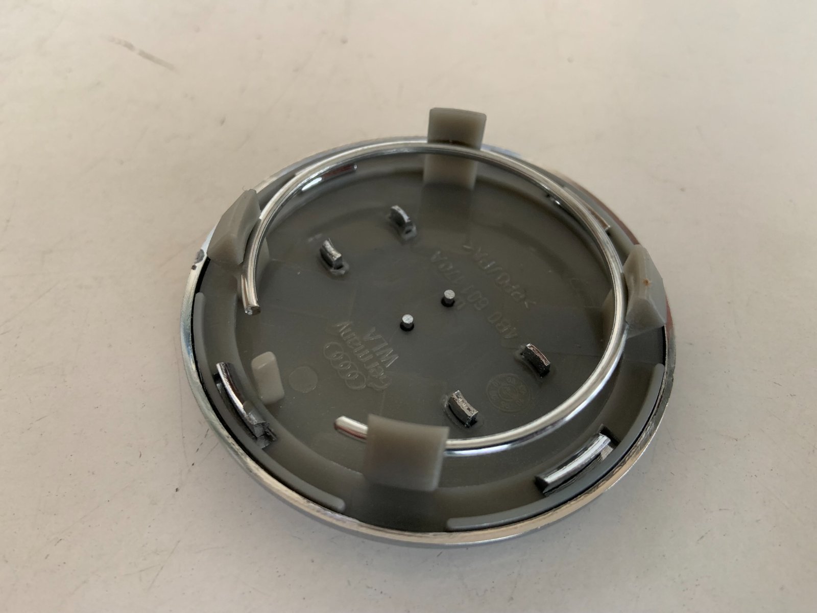 Rato centrinis dangtelis AUDI 69mm
