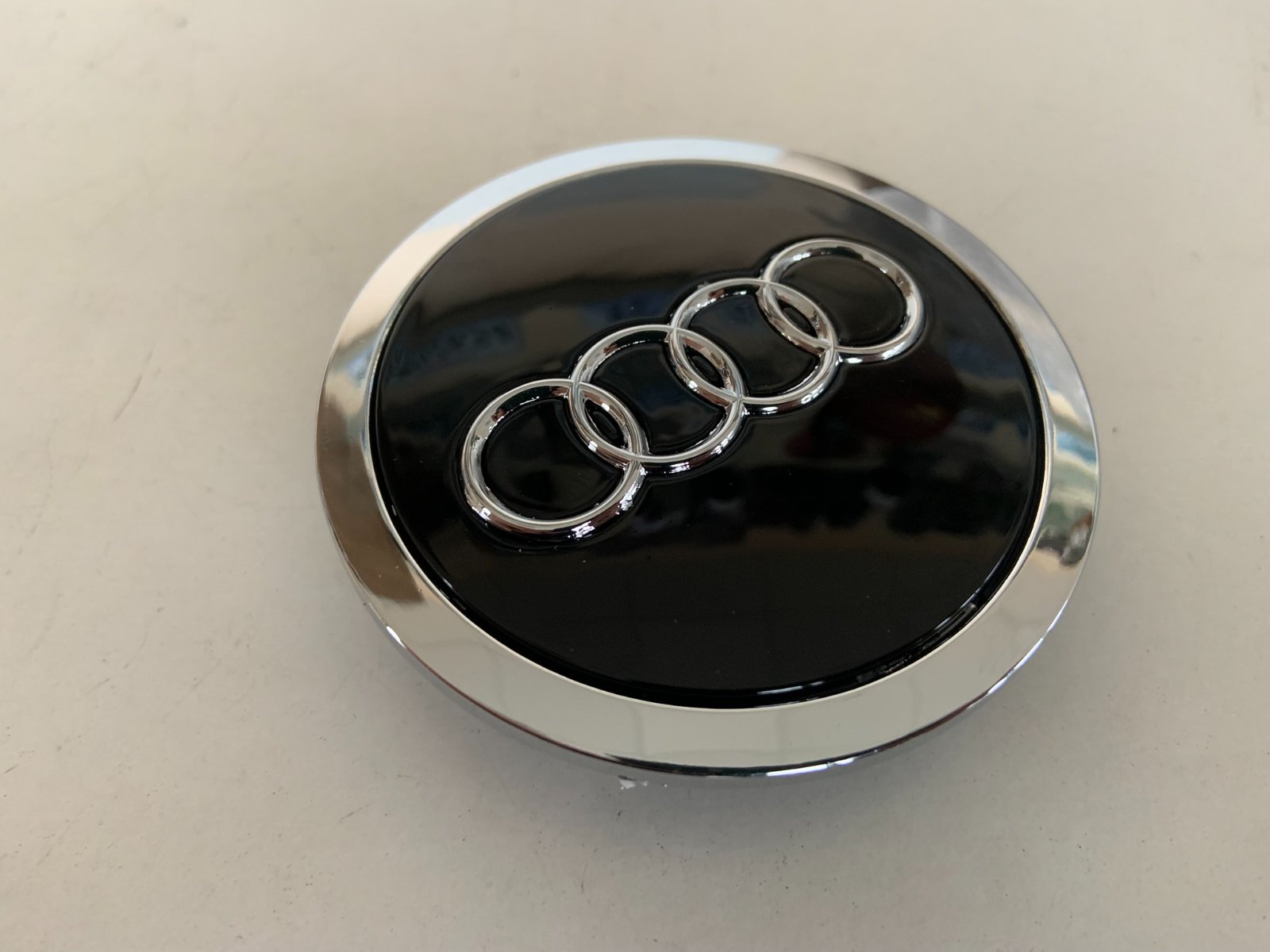 Rato centrinis dangtelis AUDI 69mm