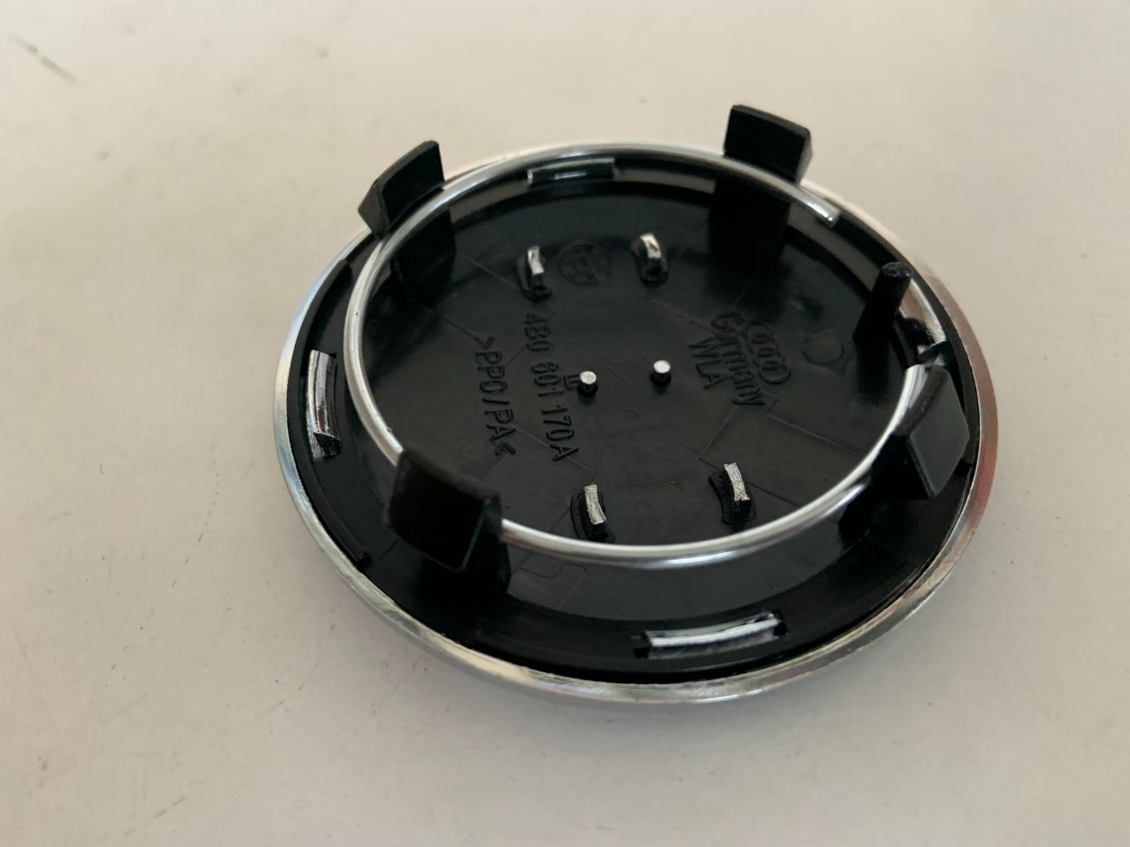 Rato centrinis dangtelis AUDI 69mm